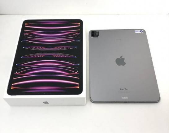 APPLE 11インチ iPad Pro 第4世代 WiFi+Cellular 256GB スペースグレイ SIMフリー　買取しました！