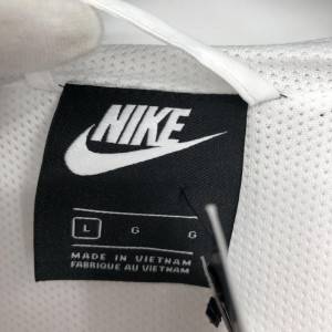 NIKE ナイロンジャケット メンズ アウター ホワイト　出張買取しました！