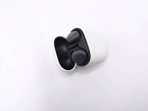 Google Pixel Buds 完全ワイヤレスイヤホン　出張買取しました！