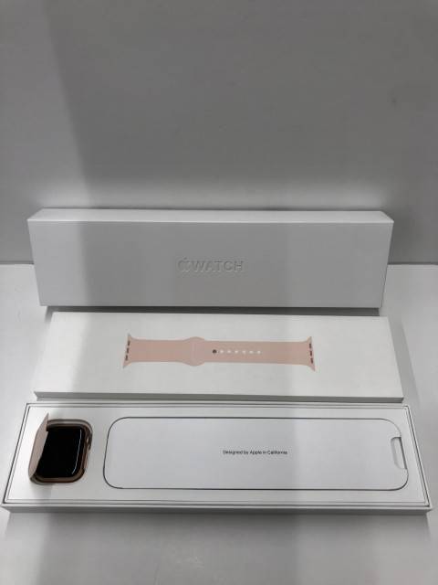 Apple Watch Series 6 40mm GPS+Cellular アルミニウム ピンク　宅配買取しました！