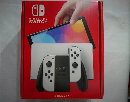 Nintendo Switch本体 有機ELモデル Joy-Con(L/R)ホワイト　出張買取しました！