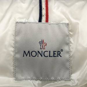 MONCLER×AMI PARIS ダウンジャケット 1 グレー モンクレール　買取しました！